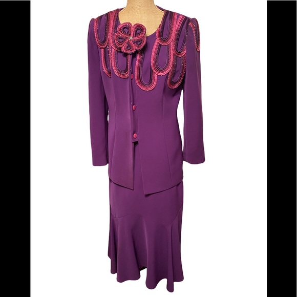 Tiffany Collection 2-piece Skirt Suit - Picture 2 of 4
